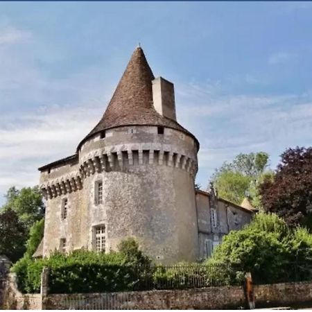 Chez Sarah - L'Escapade Panzió Javerlhac-et-la-Chapelle-Saint-Robert Kültér fotó